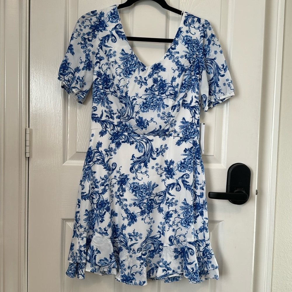 BRAND NEW‼️ with tags!